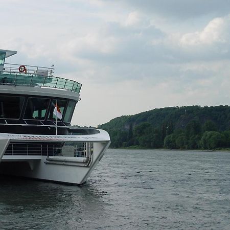 Hotel Vater Rhein Bad Breisig Bagian luar foto